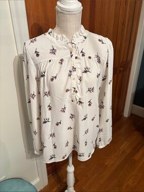 LOFT Cream Floral Ruffle Henley Button-Down